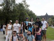 Animo Wisman Naik ke Candi Borobudur Cukup Tinggi wisman