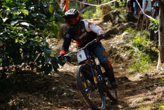Ratusan Downhiller Bakal Bersaing Taklukkan Ternadi Park dalam 76 Indonesian Downhill 2023