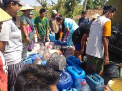 Rembang Kekeringan, Perhutani Mantingan Bantu Air Bersih di Bulu dan Sumber