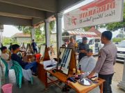 20 Warga Diberi Pelatihan Potong Rambut