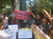 Warga RW 05 Lamper Lor Semarang Tolak Tower Seluler Tak Berizin