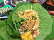 Mengenalkan Kuliner Khas Blora Sego Pecel Pincuk Daun Jati