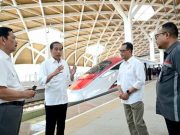Jokowi Jajal Kereta Cepat Jakarta-Bandung, Ini Reaksinya