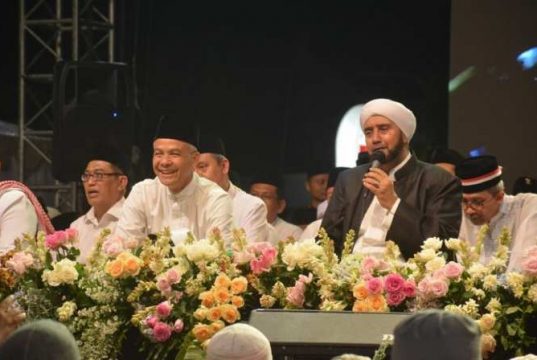 Wujudkan Rasa Aman, Syekhermania Batang Kumandangkan Sholawat