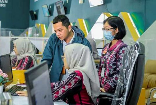 Pengusulan Zona Integritas Menuju WBK di Disdukcapil Kota Magelang Ditinjau Tim Evaluator KemenPAN RB