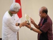 Replika Kepala Tongkat Uskup Agung, Sesuatu Banget…
