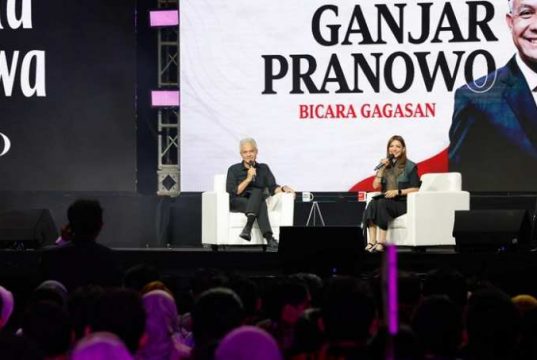 Presiden Disumpah untuk Menjalankan Konstitusi