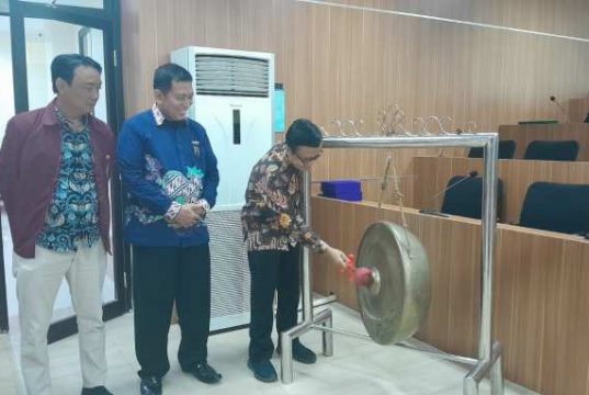 Magister Hukum USM Gelar Seminar Bahas Kritikan Berujung pada Hukum