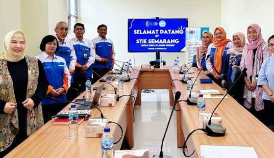 BBJ USM Terima Kunjungan Benchmarking dari STIE Semarang