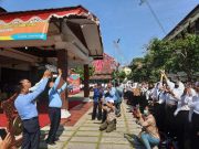 Pelepasan Ratusan Burung dan Penebaran Ribuan Ikan Warnai Pembukaan PKKMB Unisri Surakarta