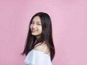 Tips Membuat Rambut Tampak Lurus Alami
