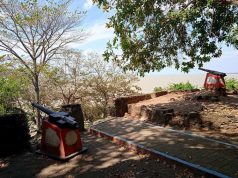 Berkunjung ke Benteng Portugis, Menikmati Keindahan Pantai dari Situs Bersejarah Zaman Sultan Agung