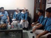 Diwawancarai Siswa-Siswi SMPN 1 Pecangaan, Petinggi Tigajuru Beberkan Capaian Pembangunan dan Ciri Khas Desa