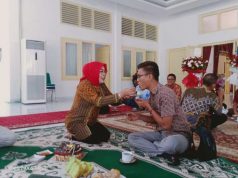 Bupati Grobogan Digeruduk Wartawan Saat Menerima Banyak Tamu