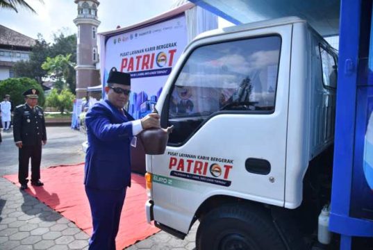 Bupati Kebumen Luncurkan Pusat Layanan Karier Bergerak