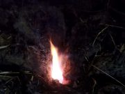 Warga Manggarmas Kaget, Muncul Nyala Api di Tengah Sawah
