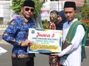 Walkot Tegal Serahkan Uang Pembinaan kepada Juara Lomba Wirausaha Muda