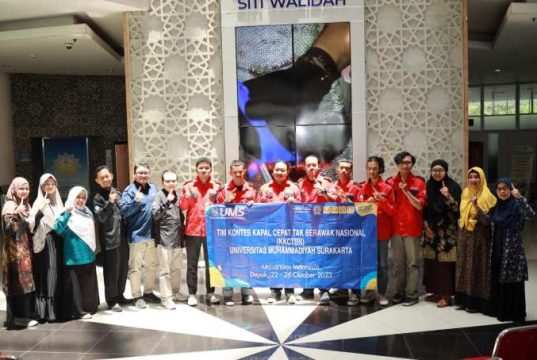 Ikuti Babak Final KKCTBN, Tim Kapal Cepat Tak Berawak UMS Bertolak ke Jakarta