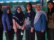 Tim PkM USM Beri Pelatihan Pembuatan Kartu Stok ke Pemilik GOR Bulu Tangkis Al Amin
