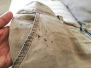 Tips Bersihkan Noda Oli pada Pakaian