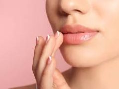 Tips Memakai Pelembab Bibir
