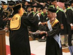 72,7 Persen Cumlaude, UNS Mewisuda 1.449 Sarjana Baru