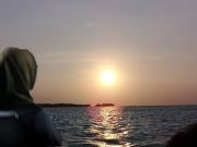 Ingin Kukabarkan Jika Senja…..