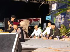 Pengajian Akbar Gus Miftah di Lapangan Nguntoronadi