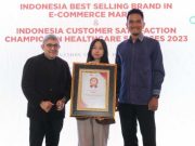 Azarine Hydrasoothe Sunscreen Gel Raih Penghargaan Indonesia Best Selling Brands Award