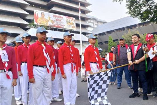 Puluhan Sekolah Ikuti Lomba Gerak Jalan Antar-SMA dan Mahasiswa Se-Jawa Tengah PP
