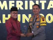 Kapolrestabes Semarang Terima Penghargaan Inovasi Aplikasi LIBAS dari Menteri