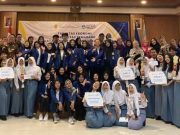 SMAN 12 Semarang Juara Lomba Kewirausahaan Minat dan Bakat FE USM