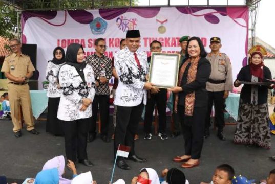 Lomba Seni Kolase Tingkat PAUD Pecahkan Rekor MURI