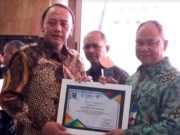 Bank Indonesia Tegal Terima CSR Award