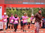 Wow, Siti Atikoh Selesaikan Full Marathon Selama 5 Jam 46 Menit