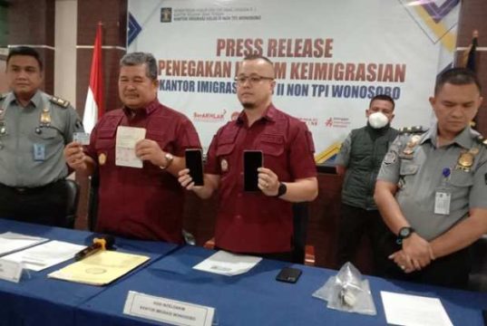 Palsukan Identitas, WNA Asal Kamboja Diamankan Kanim Wonosobo
