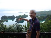 Ganjar Akan Kembangkan Infrastruktur dan Interkoneksi Wisata di Papua