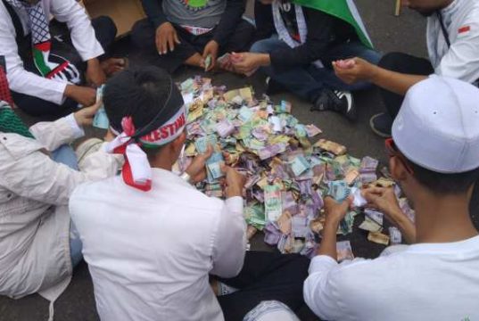 Ribuan Warga Kudus Gelar Aksi Solidaritas Palestina, Kumpulan Donasi Rp 59 Juta