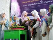 Santri dan Jamaah Majelis Taklim Ponpes Al Washilah Berikan Doa di HUT Atikoh Ganjar