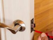 Tips Mengeluarkan Anak Kunci yang Patah