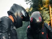 Tips Menghilangkan Bau Tak Sedap Pada Helm