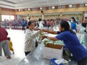 PMS Bagikan Gratis 10.000 Paket Sembako untuk Warga Kurang Mampu