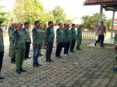 Tentara dan Polisi Berikan Pelatihan Pada Anggota Linmas