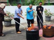 Kejari Tegal Musnahkan Barang Bukti dan Narkoba