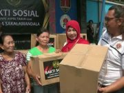 Alumni Akpol 2010 Rinaksa Sakalamandala Gandeng Karang Taruna Karangturi Bagikan Sembako Gratis
