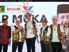 Ganjar Jadi Warga Kehormatan Suku Adat Dayak Kalimantan Timur