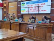 Lindungi Anak-Anak dari Kepentingan Politik