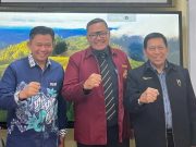 Kaprodi Magister Hukum UBB dan Kaprodi Magister Hukum UNA Menguji Proposal Tesis Mahasiswa USM
