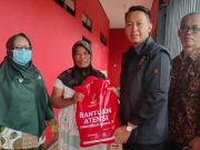 Sentra Terpadu Kartini Temanggung Serahkan Bantuan pada Korban Bencana Banjir di Wonosobo