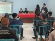 Tim PkM USM Beri Pelatihan Public Speaking Anggota Karang Taruna Bangetayu Wetan